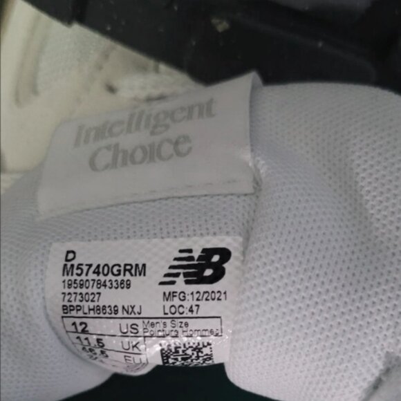 **rare** New Balance Sneakers NWT/Box - Picture 7 of 7